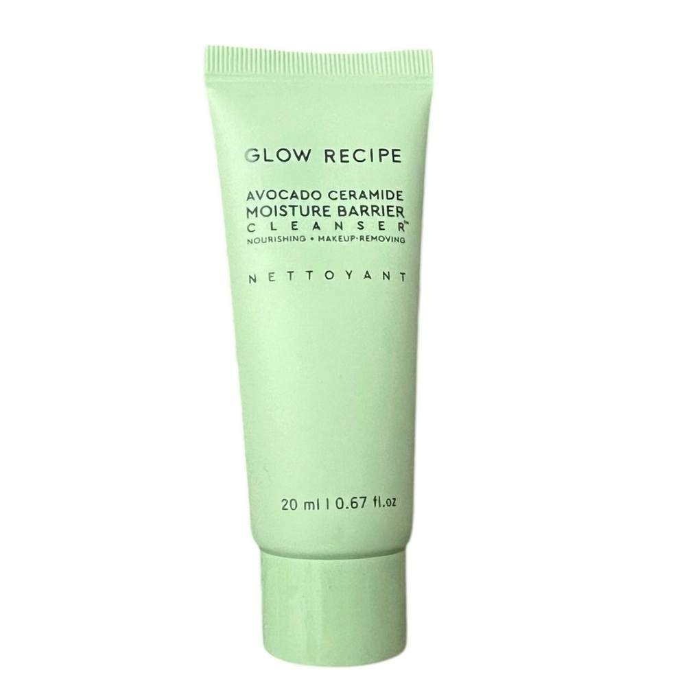Glow Recipe Avocado Ceramide Moisture Cleanser in Mint Green